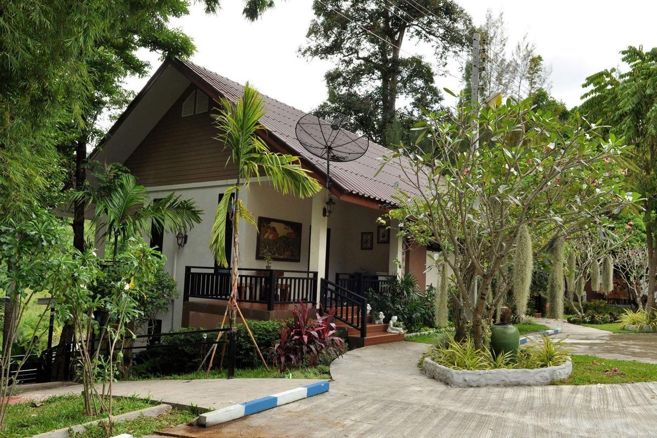 Silver Garden Resort Suan Phueng Exterior photo